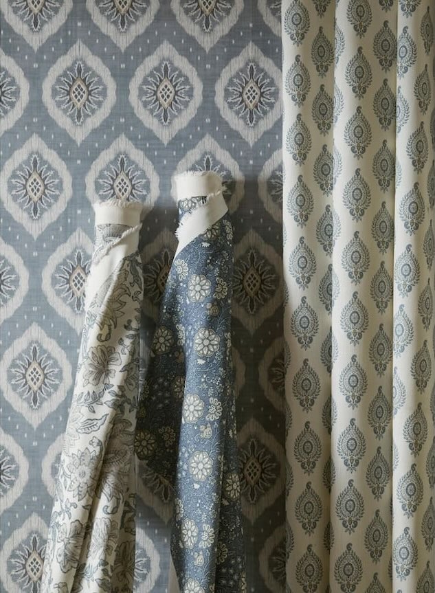 Esselle Odina Ikat Soft Blue Wallpaper