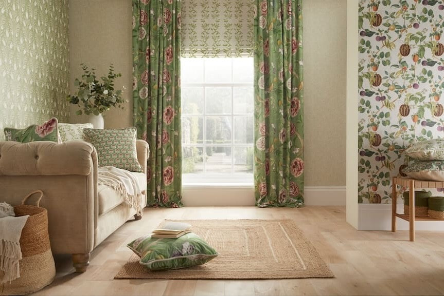 Esselle Tropic House Parchment/Green Wallpaper