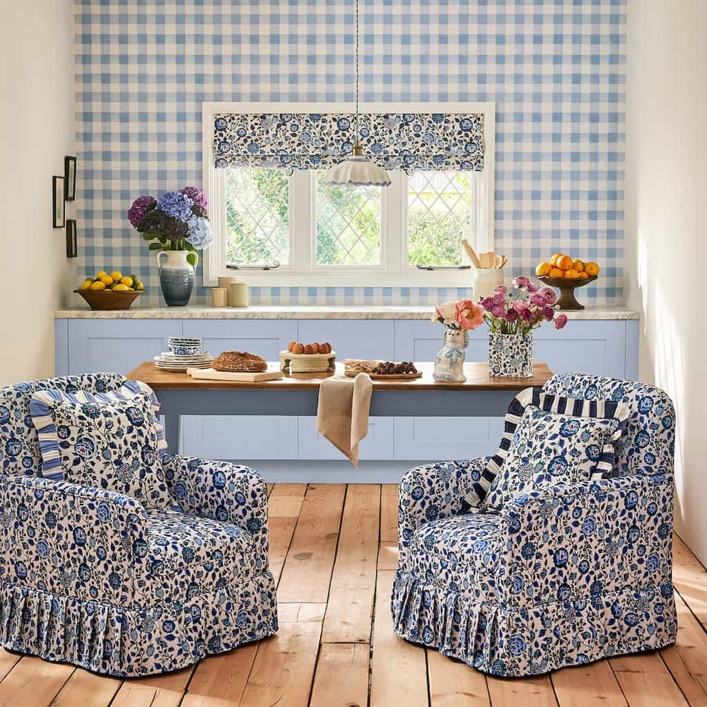 125514 - Cath Kidston - Cath Kidston Painted Gingham Blue Wallpaper - Decor Warehouse